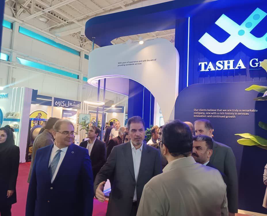 بازدید دکتر باقری از سالن ستصا بازدید دکتر باقری از سالن ستصا